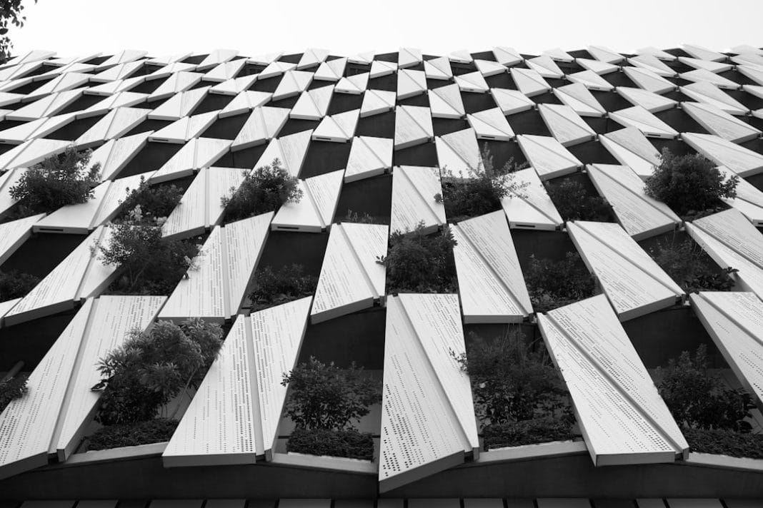 Photo Break Conventional Patterns
