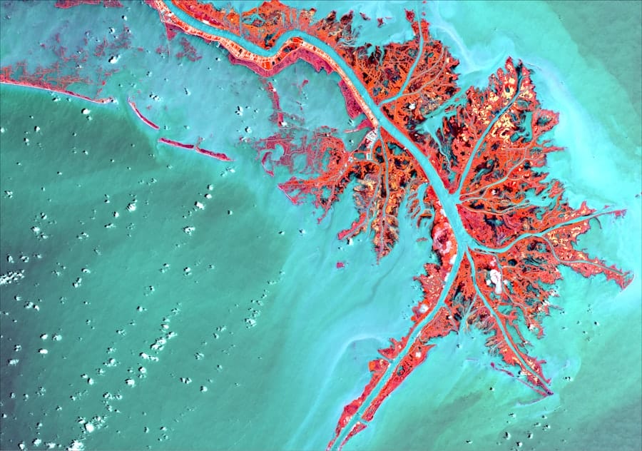 Photo Geographic Information Systems (GIS)